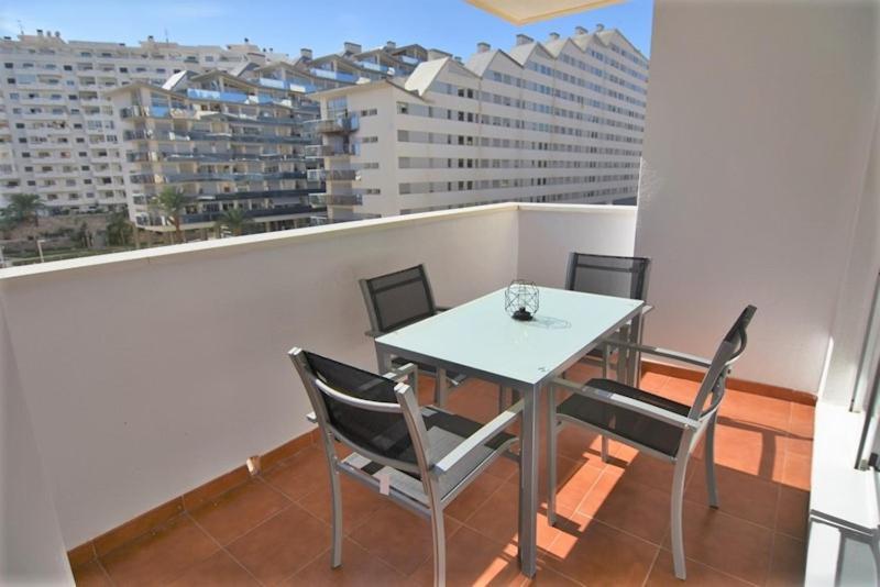 Cala De Benidorm Holidays 卡拉德费斯特拉特 外观 照片